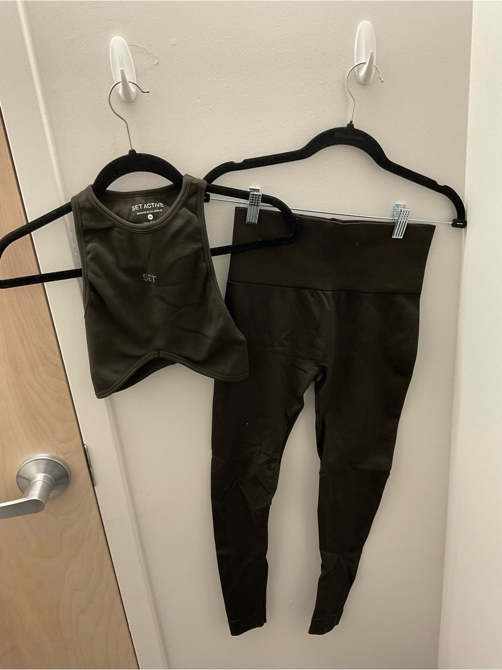 Set Active Brown High-Waist Leggings & Crop Tank Set